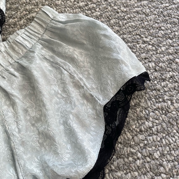 RIVER ISLAND SIZE SMALL SEXY CUTE PAJAMA SET WITH LACE BLACK TRIM - Picture 3 of 7